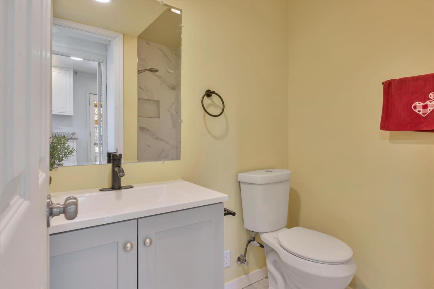 738 Mooney Ave, Ashland, CA 94580 photo 15