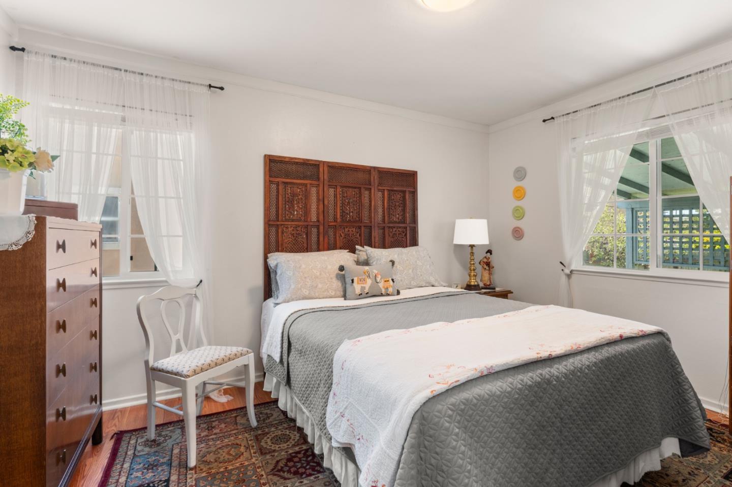 136 Arthur Rd, Watsonville, CA 95076 2 Beds 1 Baths (Contingent