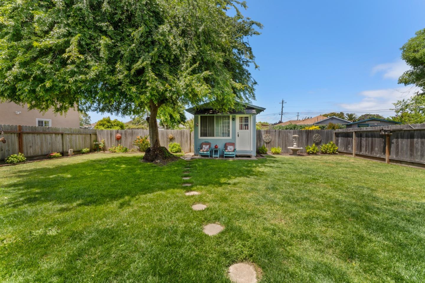 136 Arthur Rd, Watsonville, CA 95076 2 Beds 1 Baths (Contingent