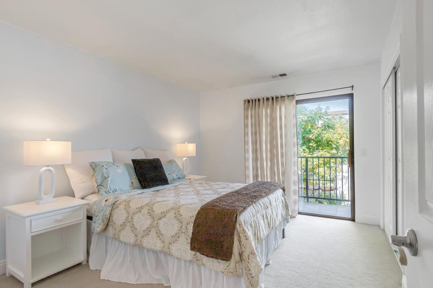 Detail Gallery Image 36 of 56 For 1361 Casa Ct, Santa Clara,  CA 95051 - 3 Beds | 2/1 Baths