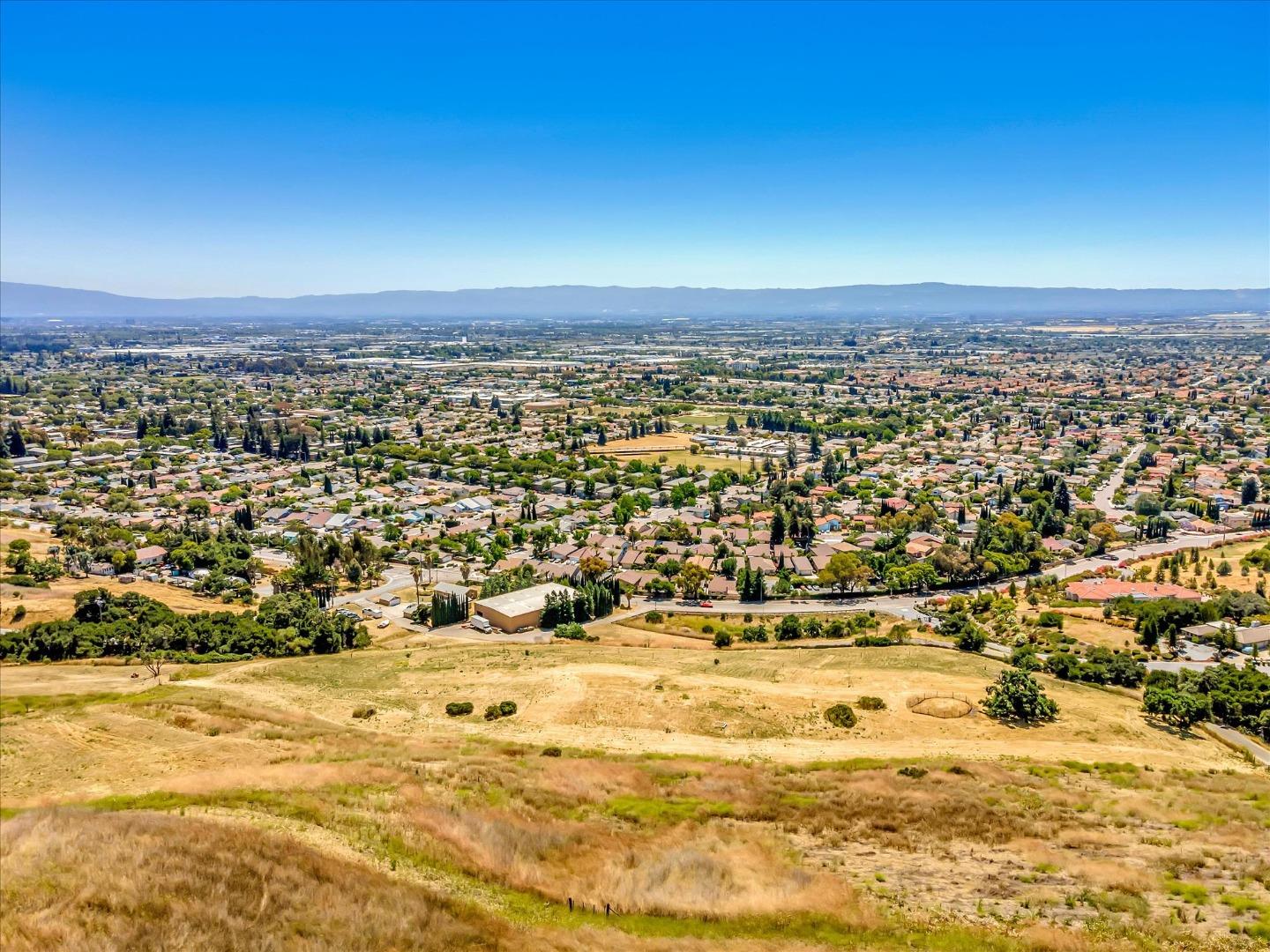 Detail Gallery Image 38 of 48 For 1995 Old Calaveras Rd, Milpitas,  CA 95035 - 3 Beds | 2 Baths