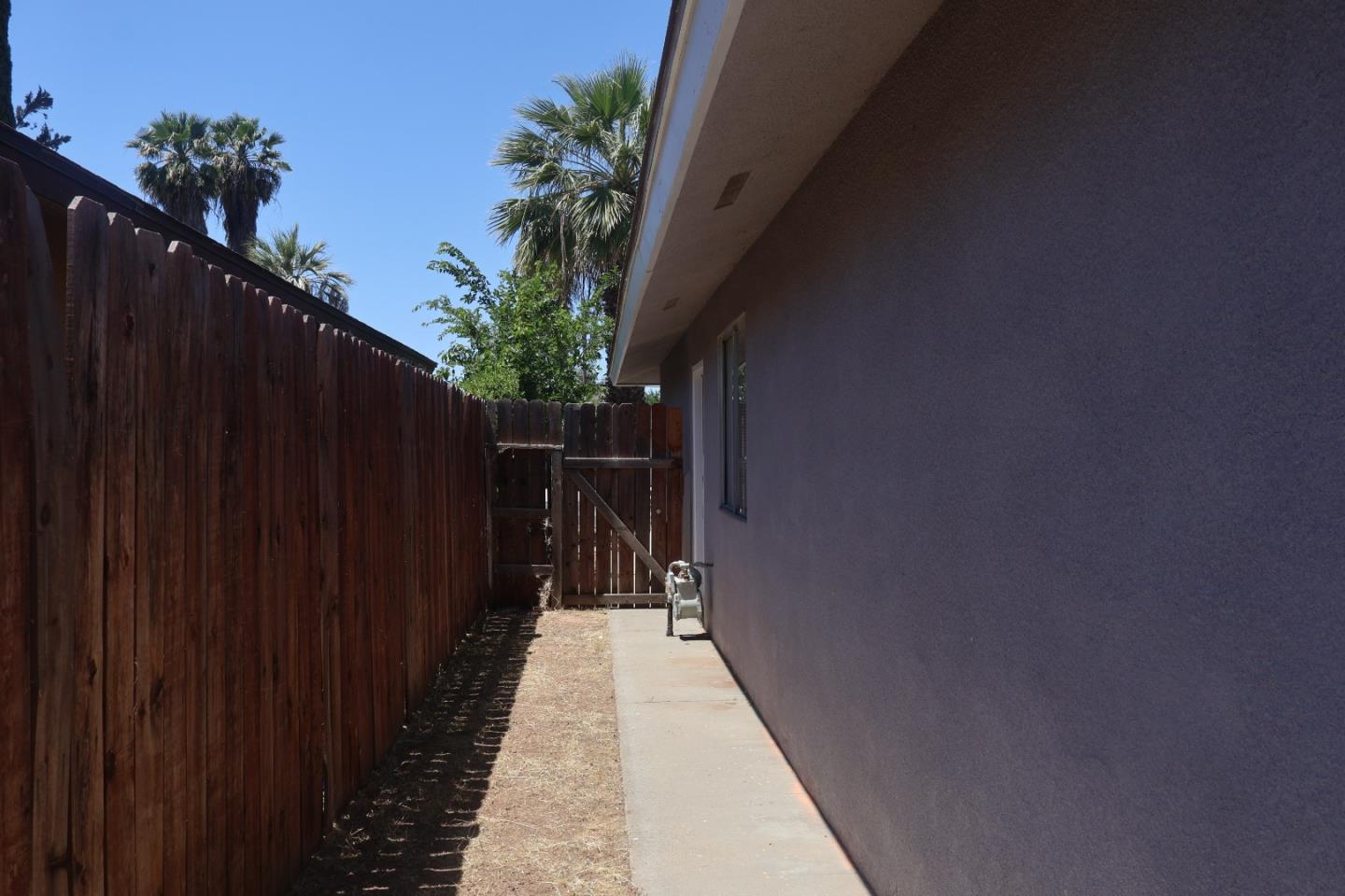 1405 Merced St, Madera, CA 93638 photo 17