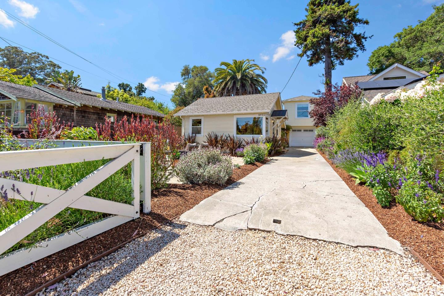 Detail Gallery Image 1 of 39 For 512 Escalona Dr, Capitola,  CA 95010 - 2 Beds | 2 Baths