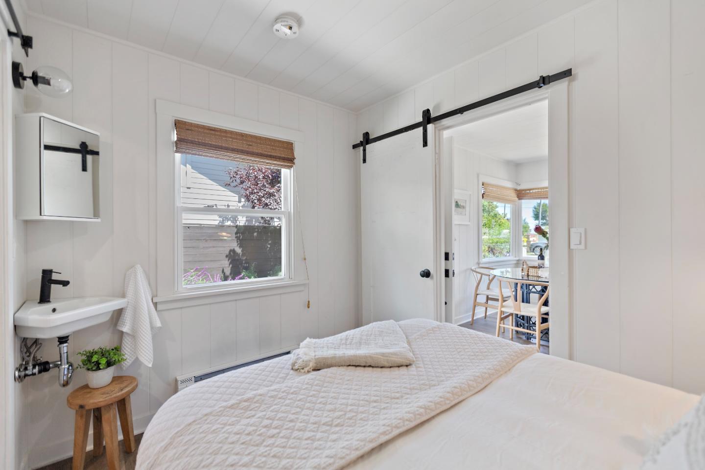 Detail Gallery Image 18 of 39 For 512 Escalona Dr, Capitola,  CA 95010 - 2 Beds | 2 Baths