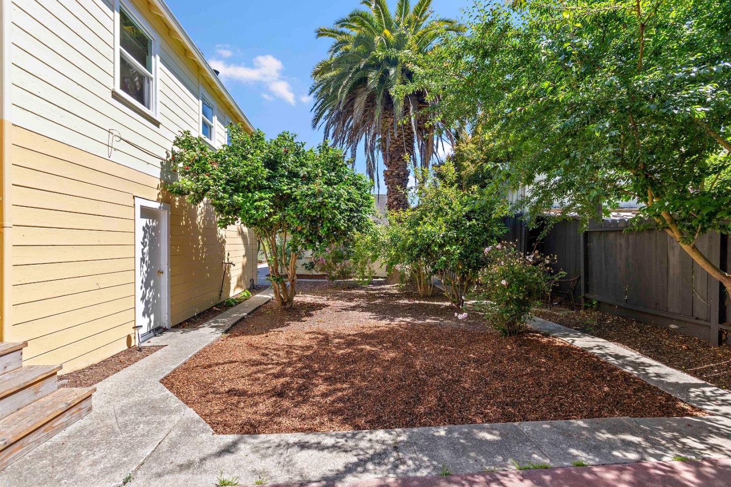 Detail Gallery Image 25 of 39 For 512 Escalona Dr, Capitola,  CA 95010 - 2 Beds | 2 Baths