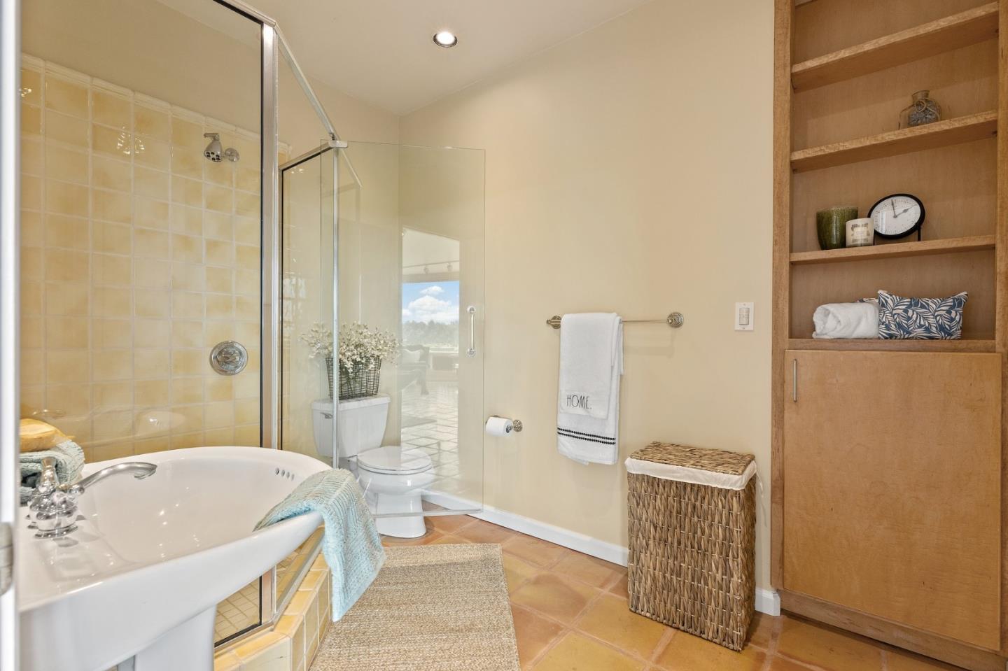 Detail Gallery Image 52 of 77 For 625 Graham Hill Rd, Santa Cruz,  CA 95060 - 3 Beds | 3/1 Baths