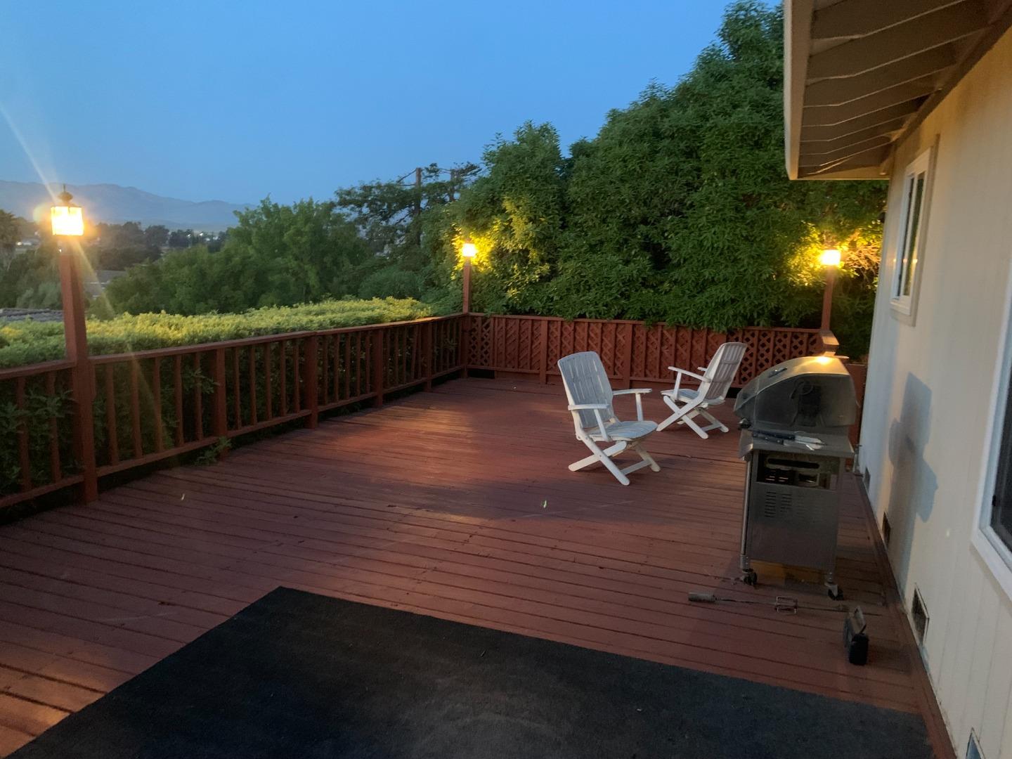 Detail Gallery Image 8 of 47 For 611 Donald Dr, Hollister,  CA 95023 - 3 Beds | 2 Baths