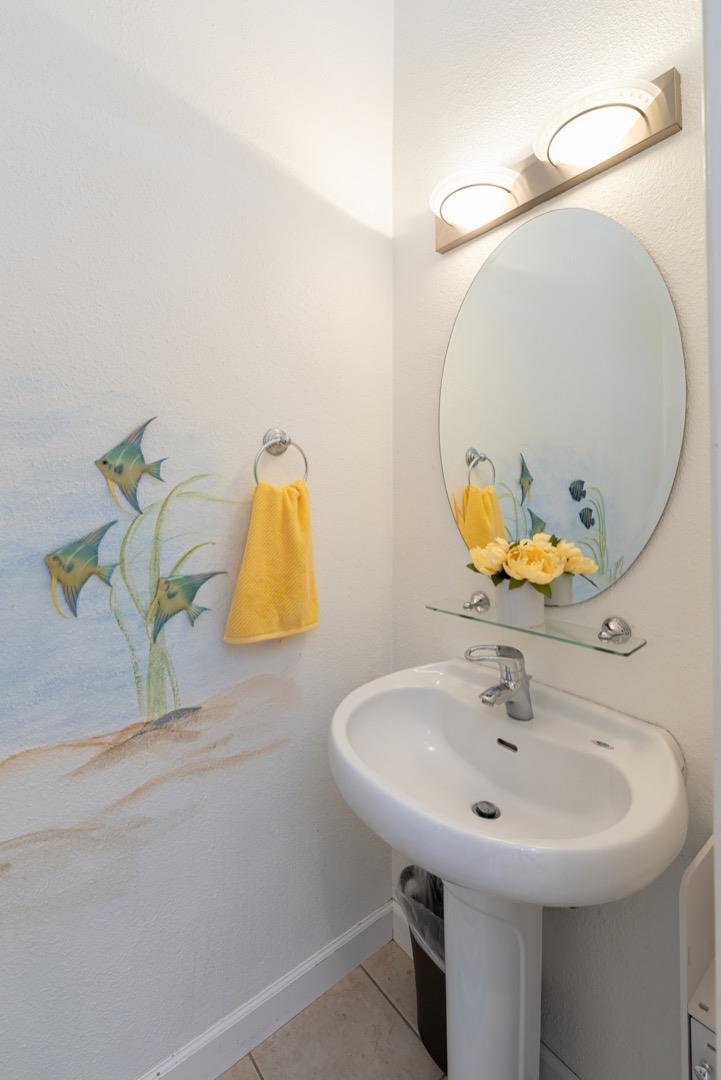 Detail Gallery Image 11 of 27 For 389 Sandalwood Dr, Aptos,  CA 95003 - 2 Beds | 1/1 Baths