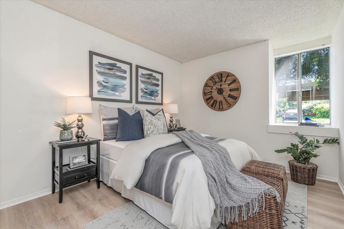 Detail Gallery Image 10 of 20 For 505 Cypress Point Dr #138,  Mountain View,  CA 94043 - 2 Beds | 1 Baths