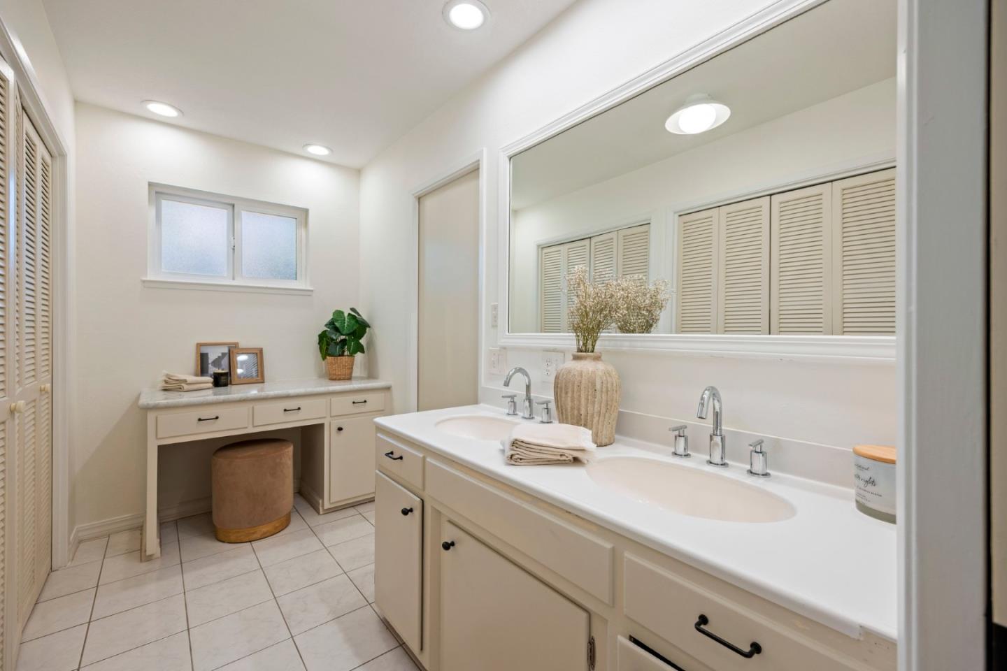 Detail Gallery Image 25 of 49 For 115 La Rinconada Dr, Los Gatos,  CA 95030 - 4 Beds | 2/1 Baths