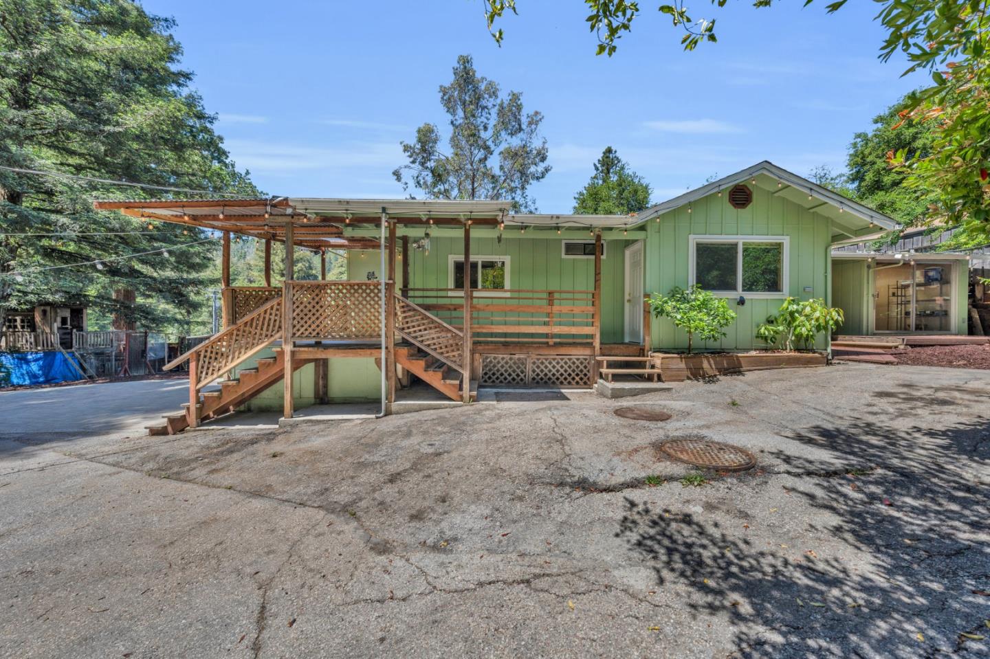225 Juanita Rd, Boulder Creek, CA 95006