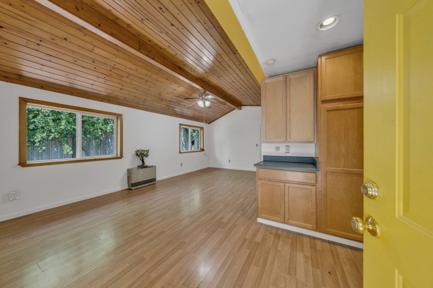 Detail Gallery Image 11 of 45 For 225 Juanita Rd, Boulder Creek,  CA 95006 - 3 Beds | 2 Baths