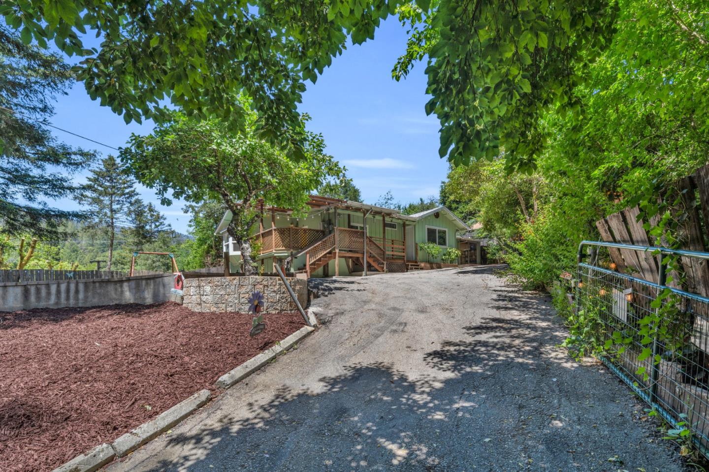 225 Juanita Rd, Boulder Creek, CA 95006 photo 2
