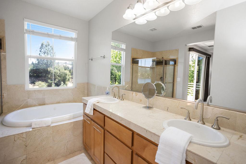 Detail Gallery Image 44 of 50 For 6619 Lake Tulloch Pl, Copperopolis,  CA 95228 - 3 Beds | 2/1 Baths