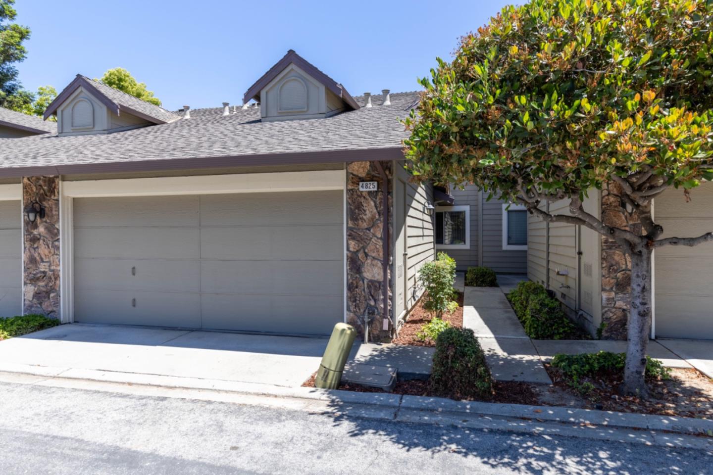 Detail Gallery Image 1 of 1 For 4825 River Trail Ct, San Jose,  CA 95136 - 3 Beds | 2/1 Baths