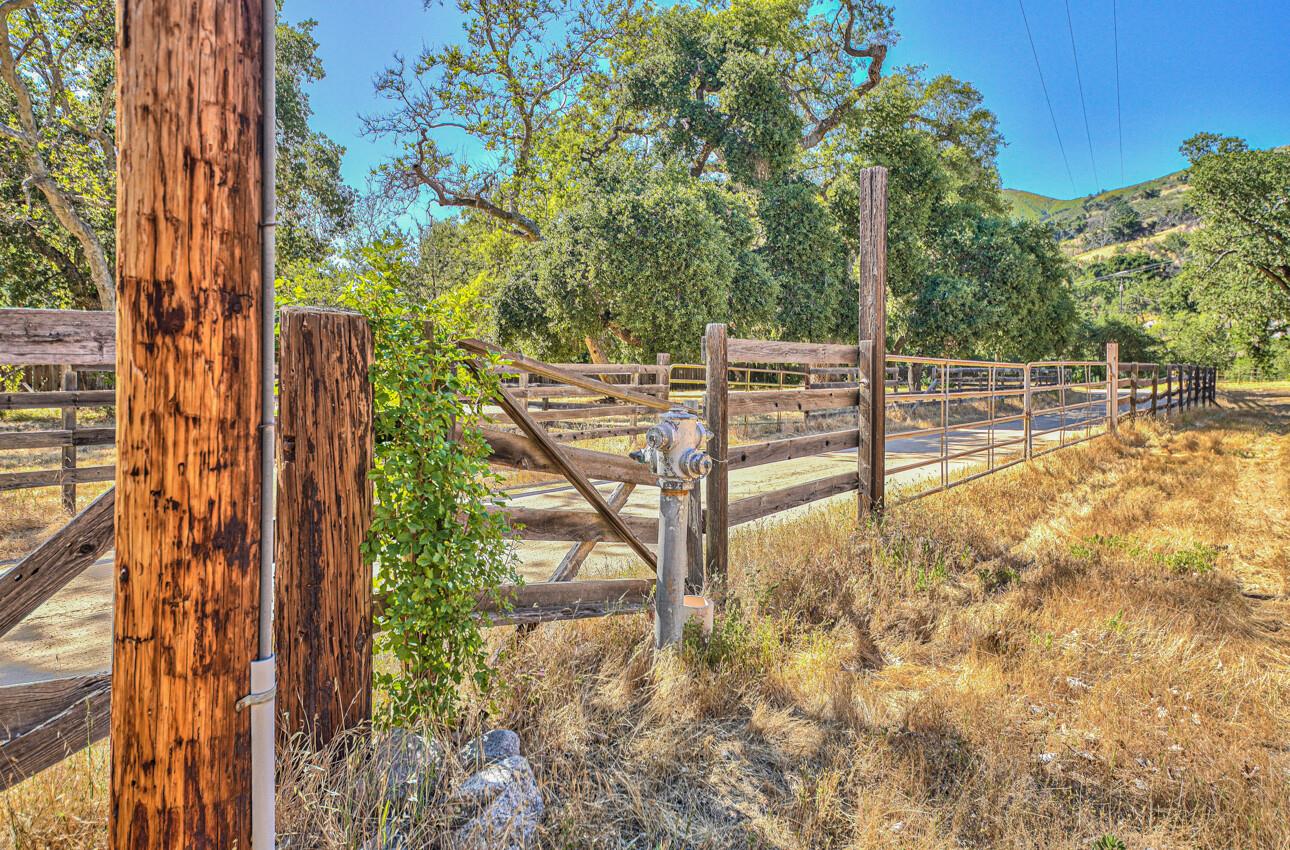 Detail Gallery Image 72 of 74 For 21195 Cachagua Rd, Carmel Valley,  CA 93924 - 3 Beds | 3/1 Baths