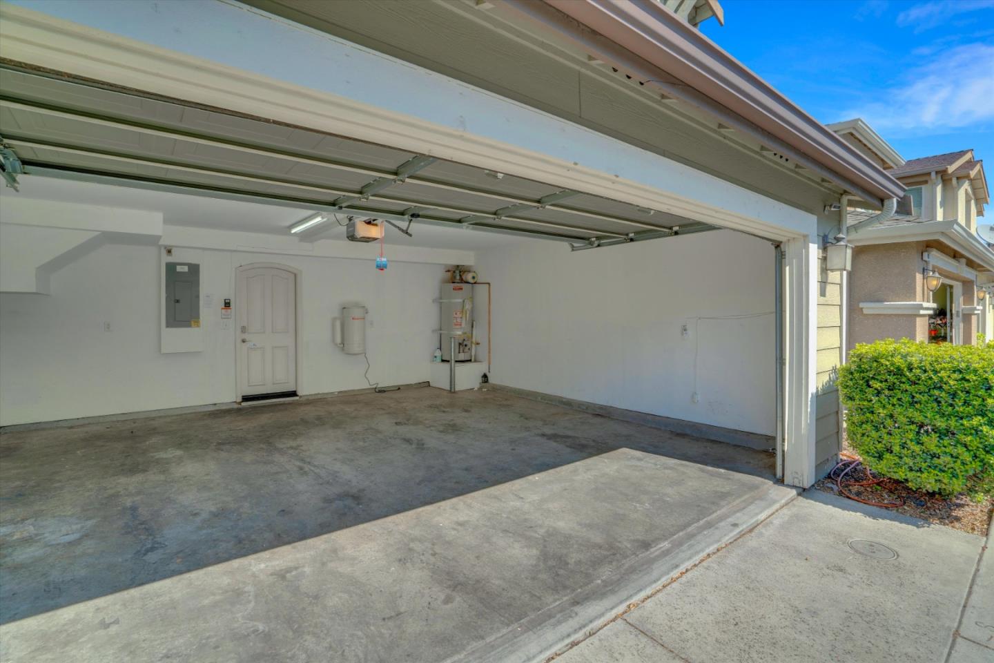 Detail Gallery Image 31 of 37 For 2339 Freed Ave, Pittsburg,  CA 94565 - 3 Beds | 2/1 Baths