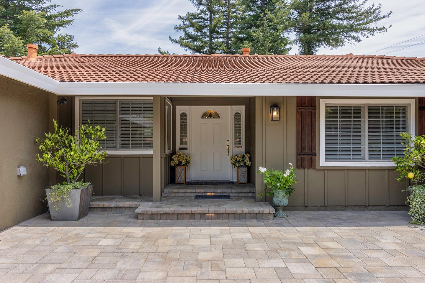 Detail Gallery Image 10 of 63 For 13262 via Blanc Ct, Saratoga,  CA 95070 - 5 Beds | 3/1 Baths