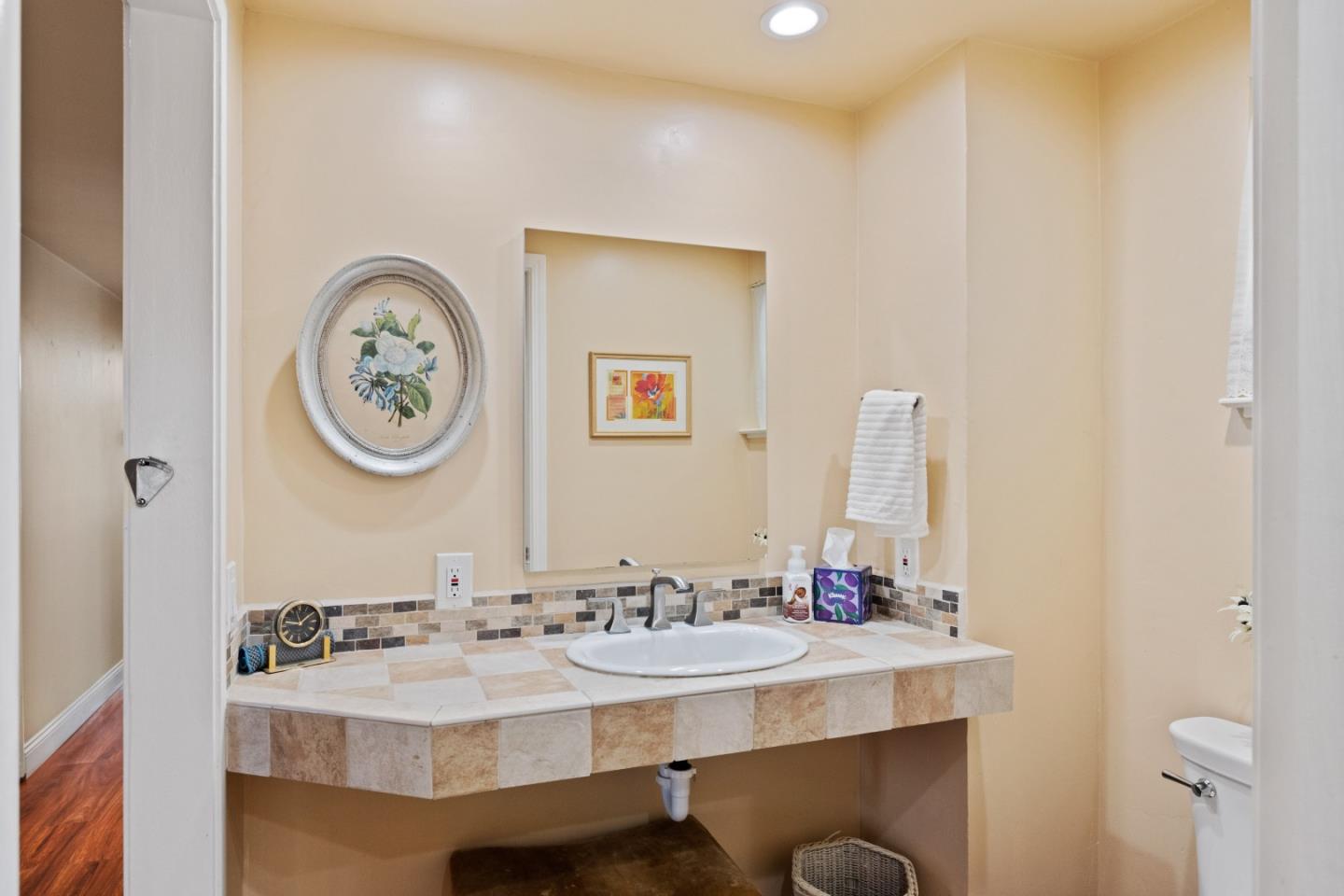 Detail Gallery Image 18 of 30 For 38 Ralston Dr, Monterey,  CA 93940 - 3 Beds | 2 Baths