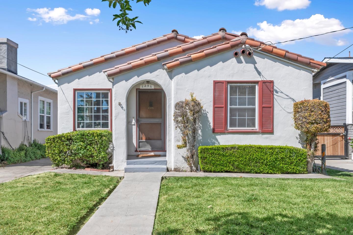 Detail Gallery Image 1 of 1 For 1235 Sherman St, San Jose,  CA 95110 - 2 Beds | 1/1 Baths