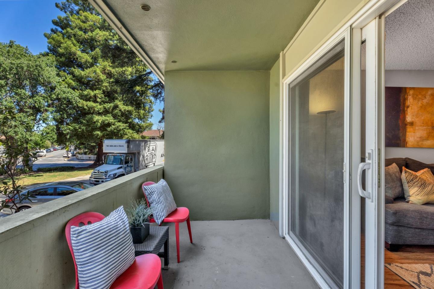 Detail Gallery Image 15 of 29 For 1458 Hudson St #108,  Redwood City,  CA 94061 - 1 Beds | 1 Baths