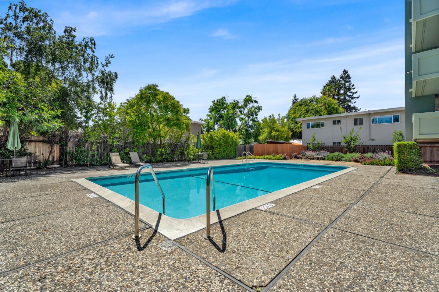 Detail Gallery Image 21 of 29 For 1458 Hudson St #108,  Redwood City,  CA 94061 - 1 Beds | 1 Baths