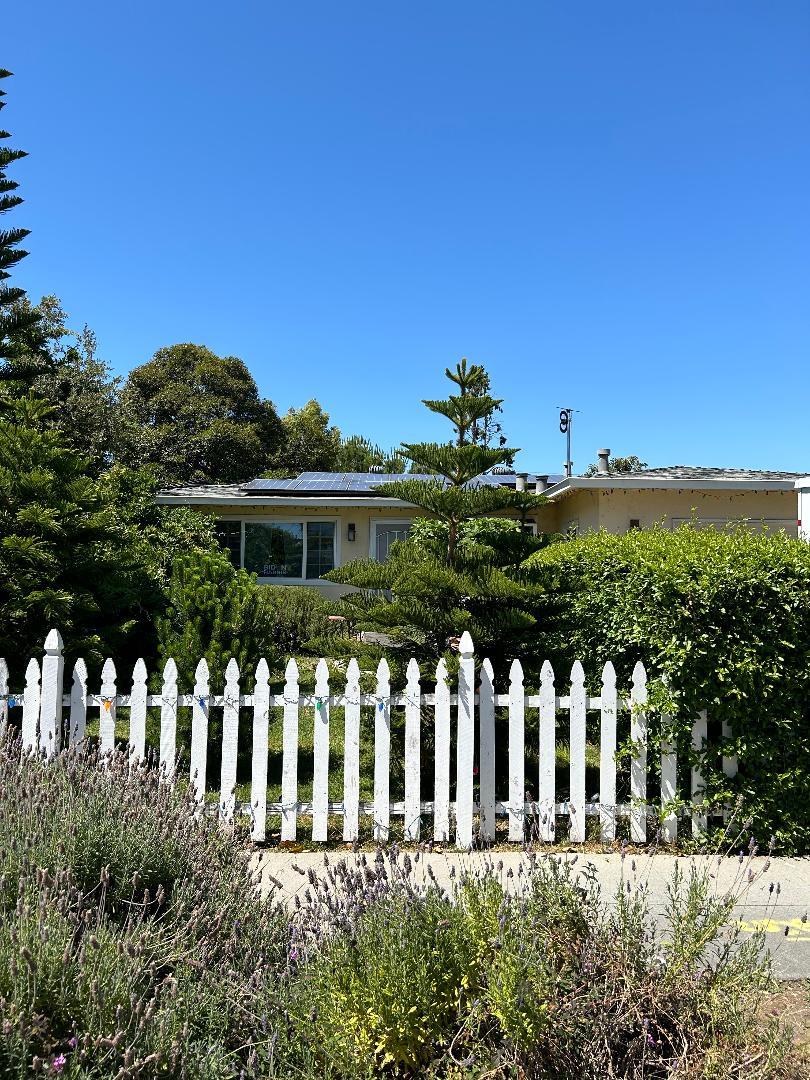 Detail Gallery Image 1 of 1 For 2597 Amethyst Dr, Santa Clara,  CA 95051 - 3 Beds | 2 Baths