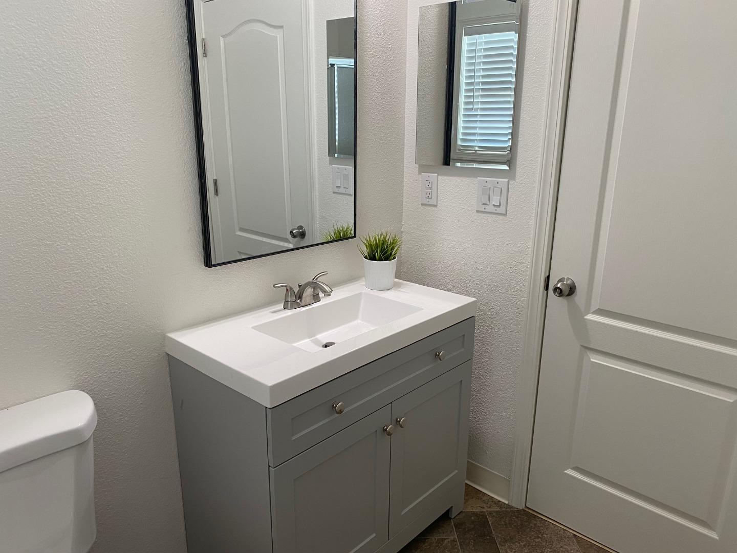 Detail Gallery Image 9 of 16 For 8282 Murray Ave #119,  Gilroy,  CA 95020 - 2 Beds | 1 Baths