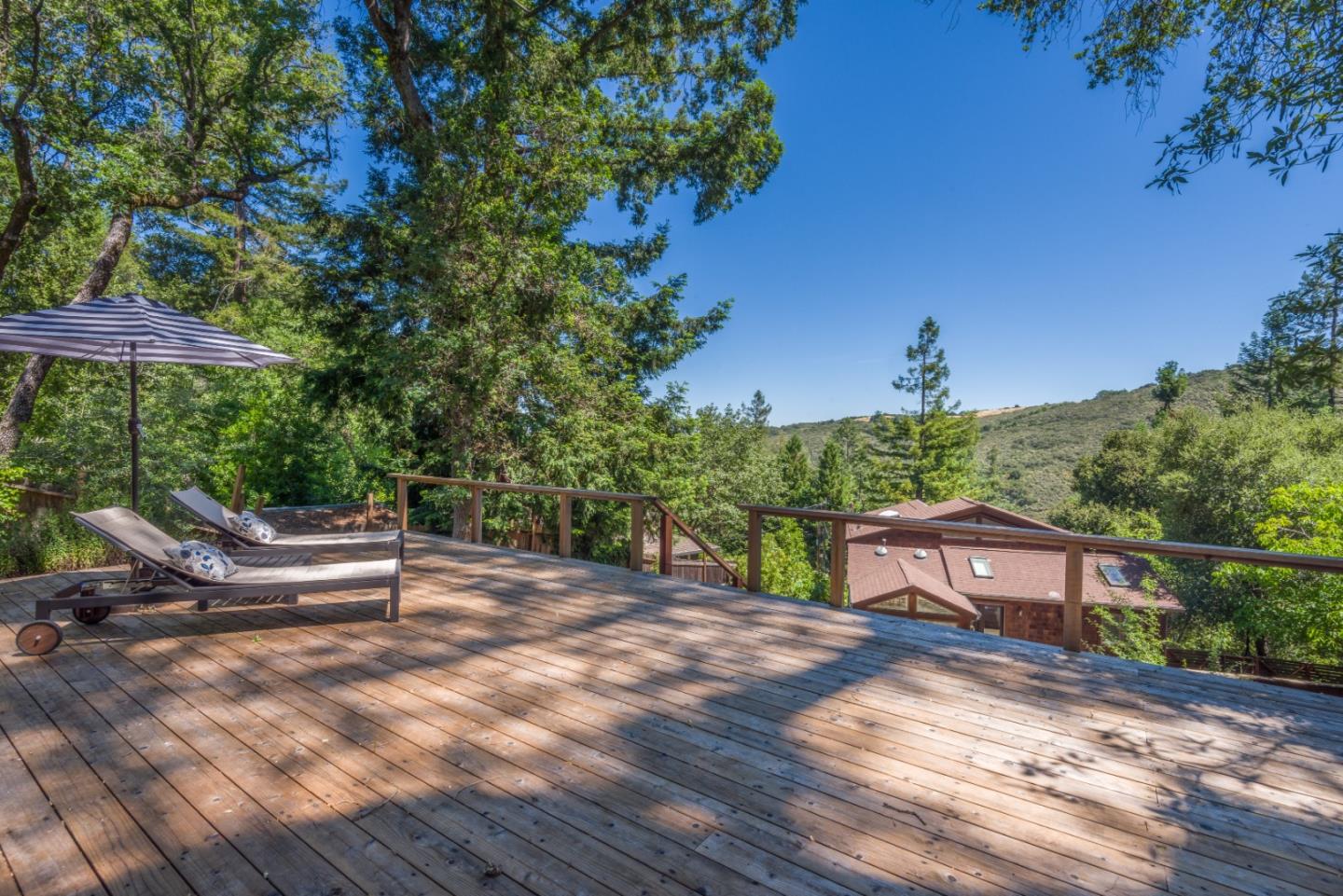 Detail Gallery Image 21 of 25 For 116 Foxwood Rd, Portola Valley,  CA 94028 - 3 Beds | 2 Baths