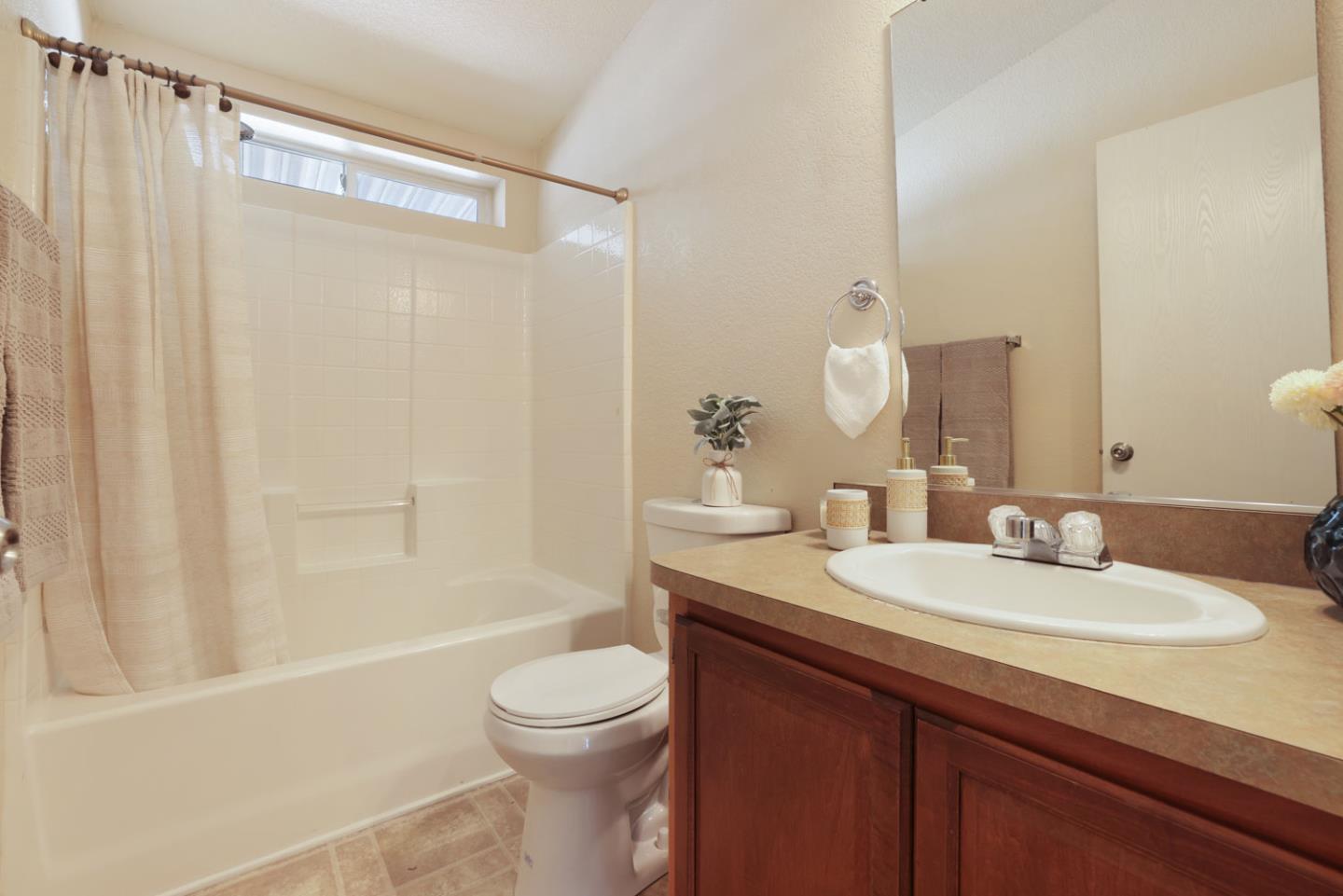 Detail Gallery Image 13 of 38 For 1459 Standiford Ave #46,  Modesto,  CA 95350 - 3 Beds | 2 Baths