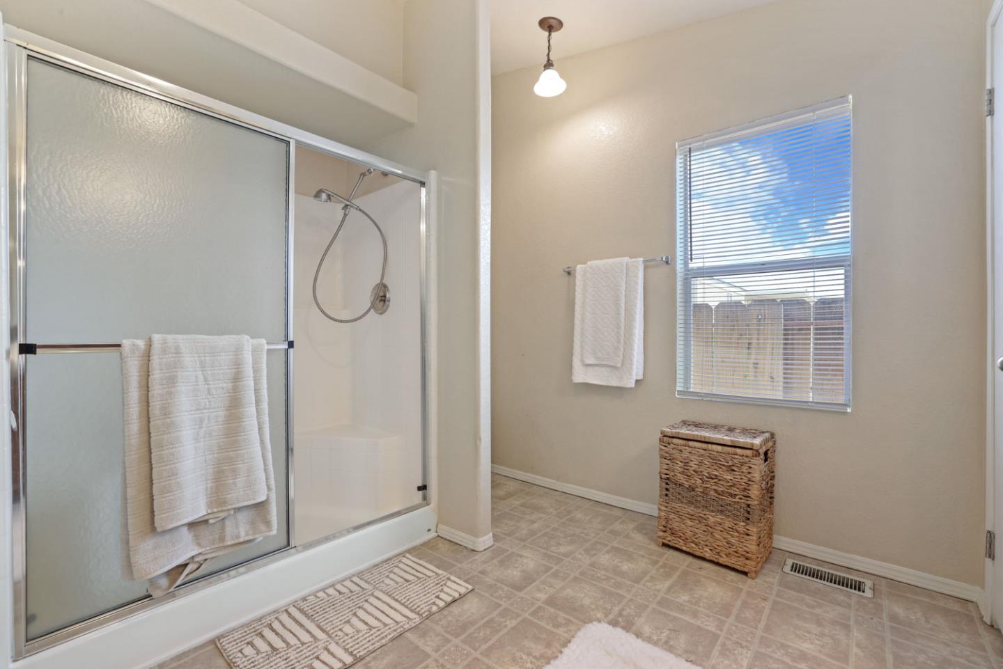 Detail Gallery Image 30 of 38 For 1459 Standiford Ave #46,  Modesto,  CA 95350 - 3 Beds | 2 Baths