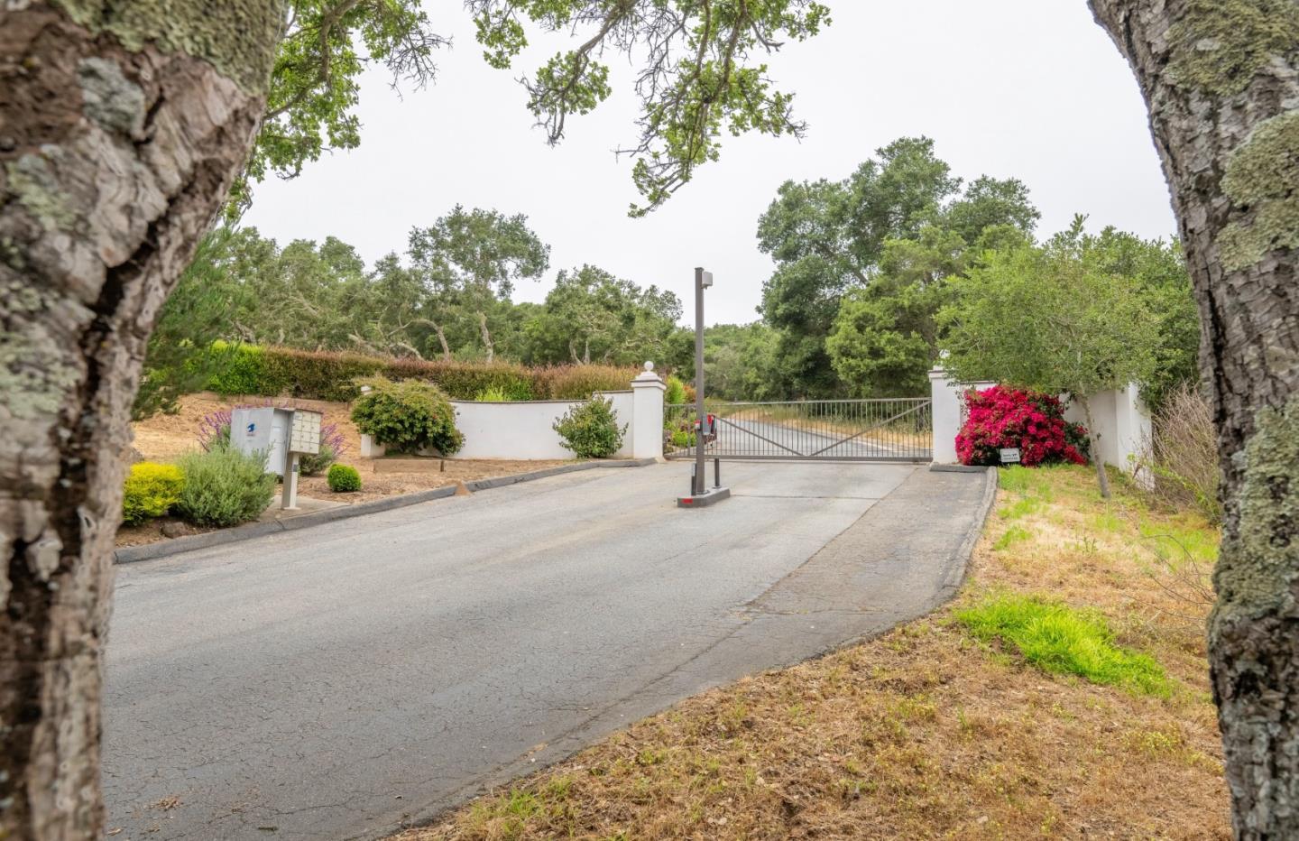 Detail Gallery Image 30 of 34 For 6060 Sherry Lee Ln, Salinas,  CA 93907 - 4 Beds | 3 Baths