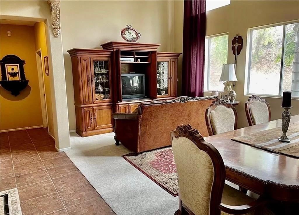 Detail Gallery Image 6 of 35 For 29870 Watson Ct, Highland,  CA 92346 - 5 Beds | 3 Baths