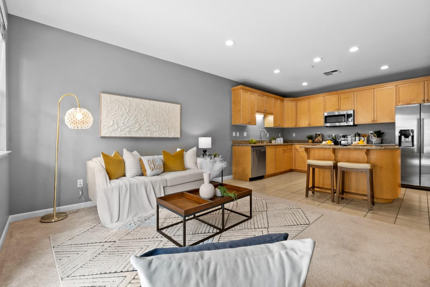 Detail Gallery Image 5 of 22 For 88 N Jackson Ave #307,  San Jose,  CA 95116 - 2 Beds | 2 Baths