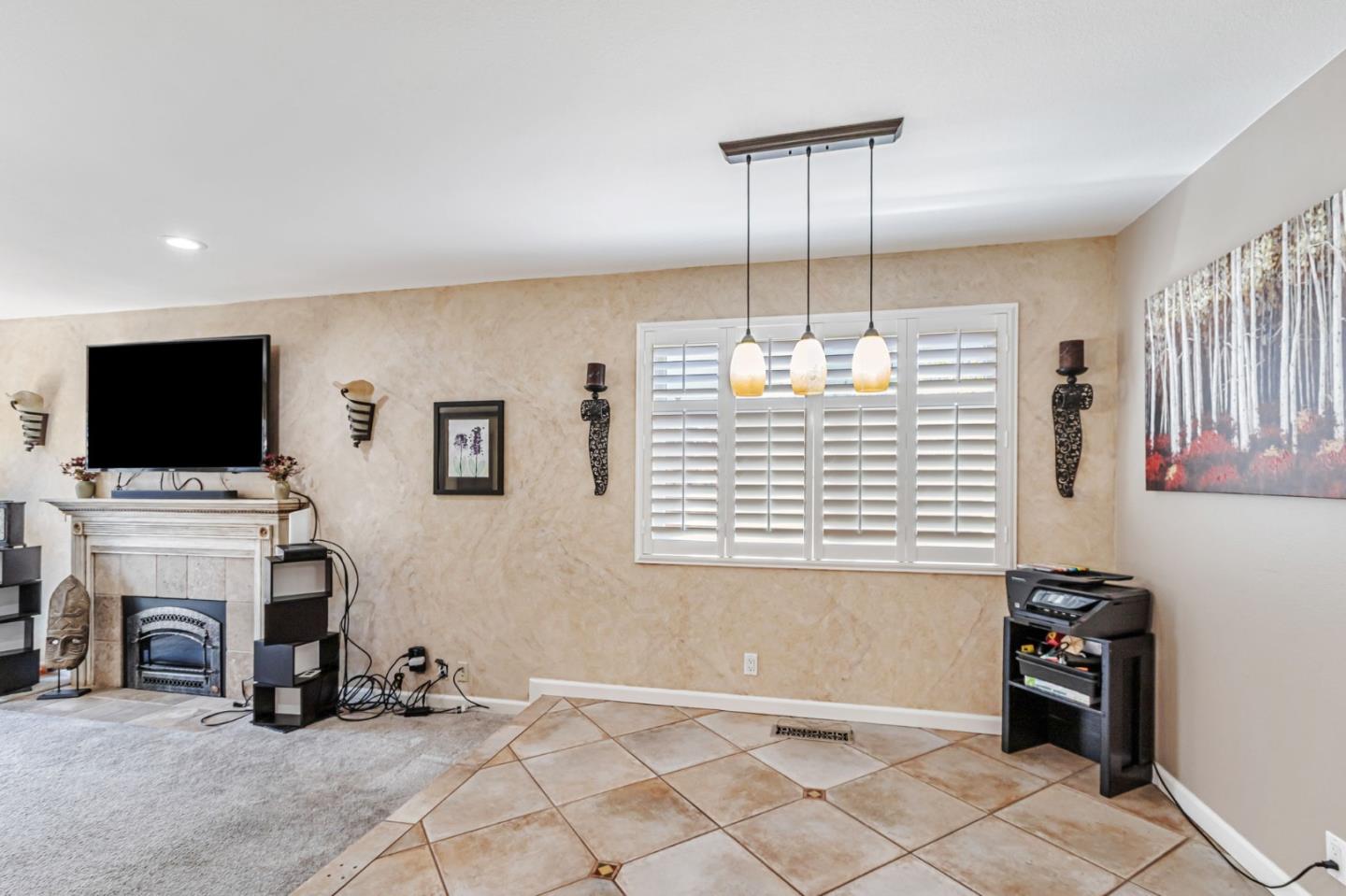 Detail Gallery Image 16 of 39 For 2466 Saint Lawrence Dr, San Jose,  CA 95124 - 3 Beds | 2 Baths