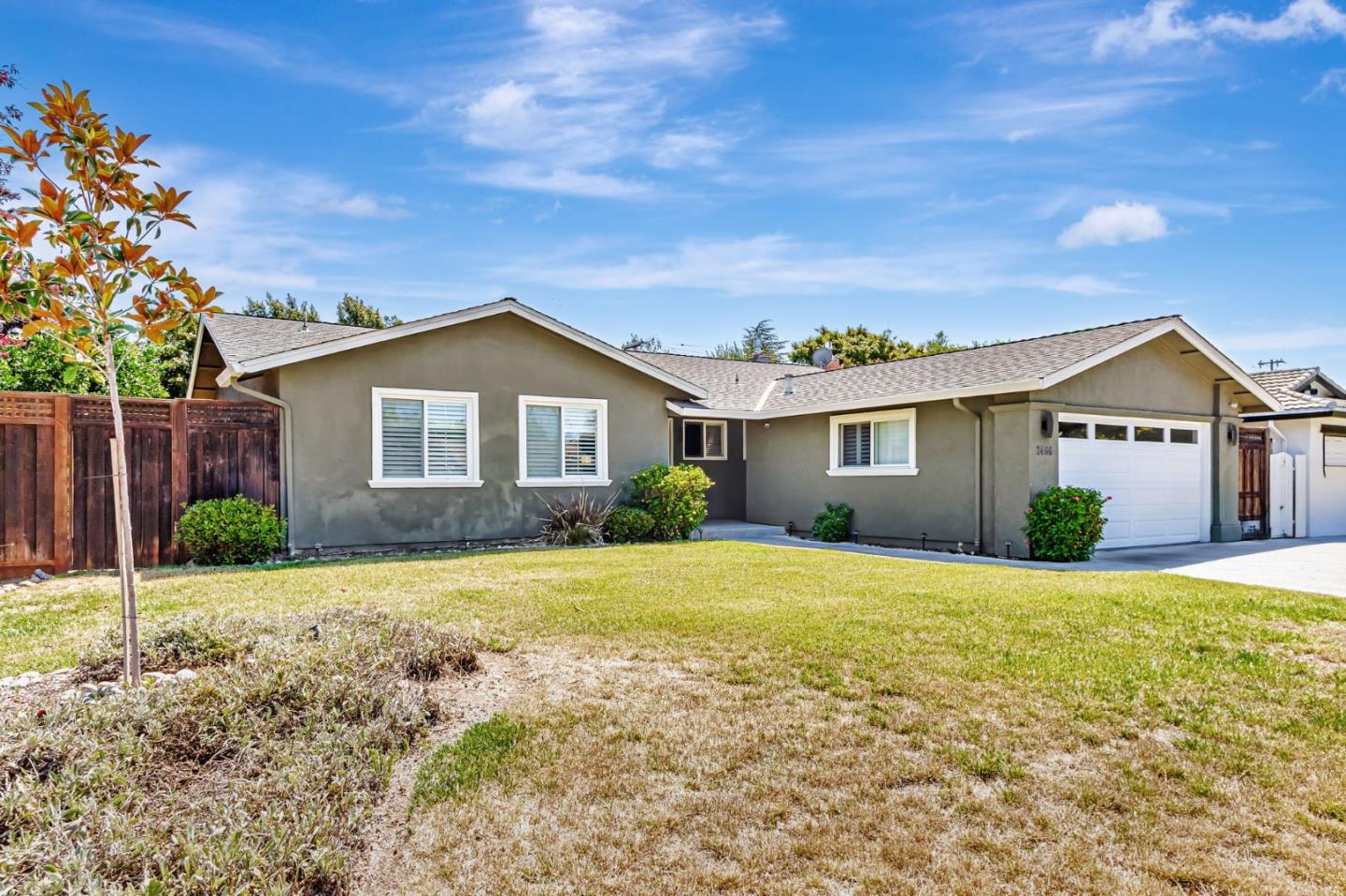 Detail Gallery Image 3 of 39 For 2466 Saint Lawrence Dr, San Jose,  CA 95124 - 3 Beds | 2 Baths