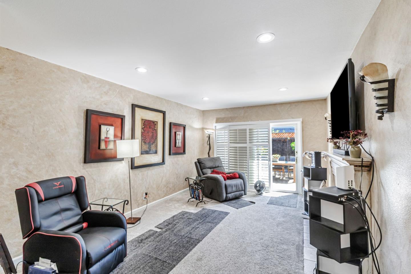 Detail Gallery Image 9 of 39 For 2466 Saint Lawrence Dr, San Jose,  CA 95124 - 3 Beds | 2 Baths