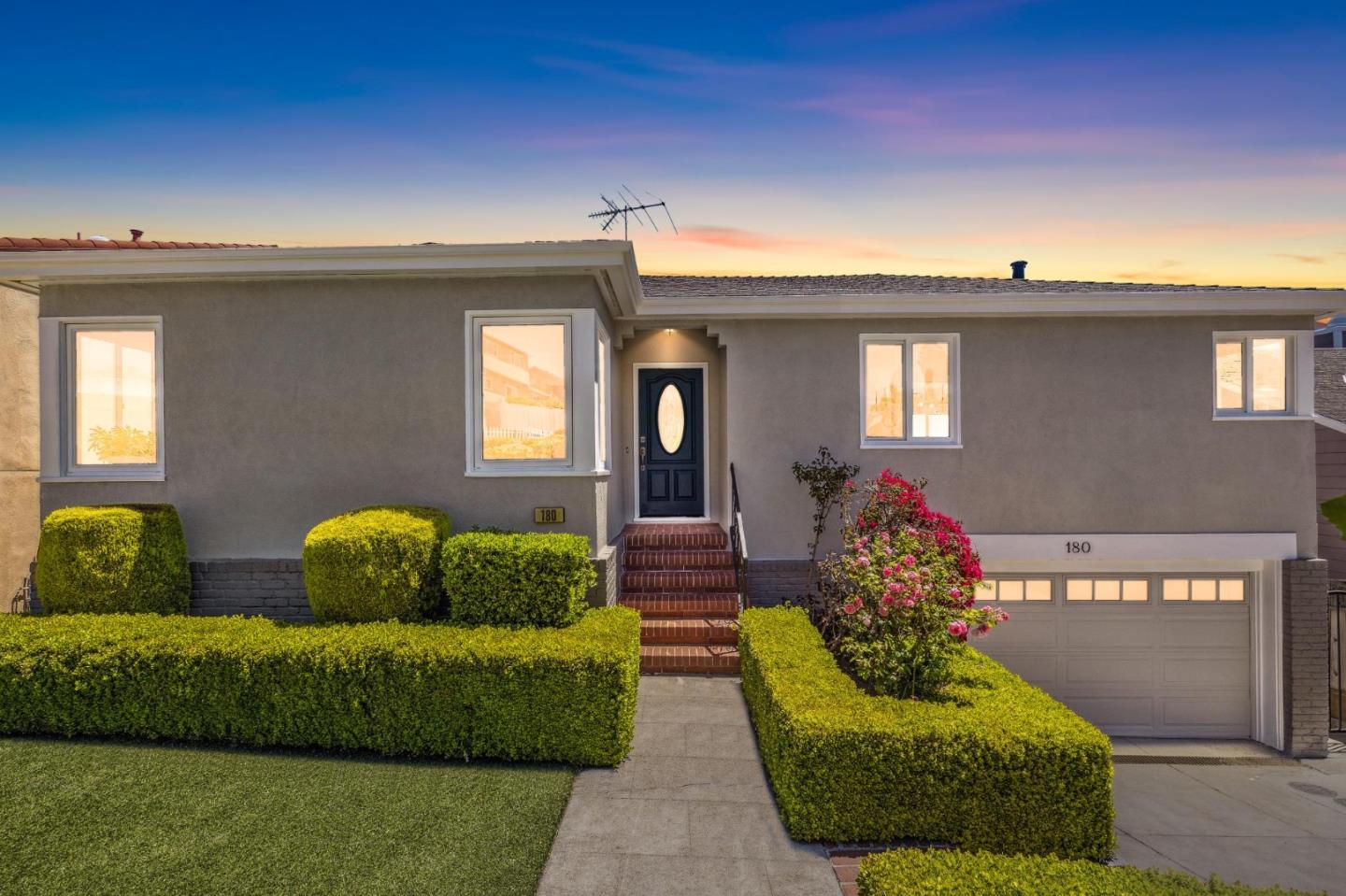 Detail Gallery Image 1 of 1 For 180 Linda Vis, Millbrae,  CA 94030 - 2 Beds | 1 Baths