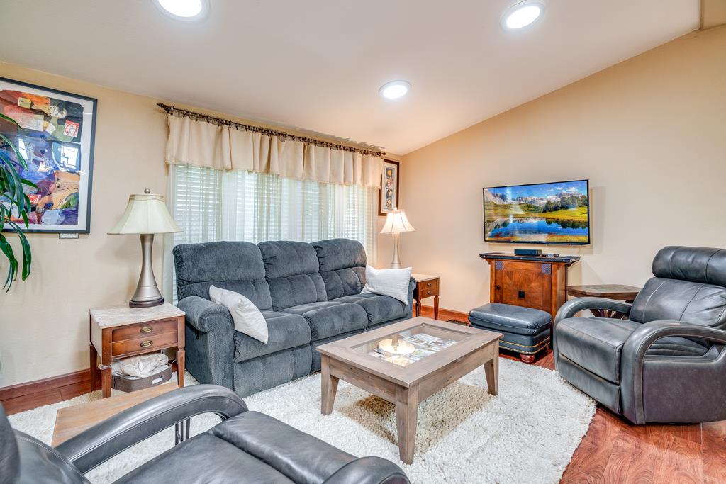 Detail Gallery Image 14 of 41 For 6011 Scotts Valley Dr #13,  Scotts Valley,  CA 95066 - 3 Beds | 2 Baths