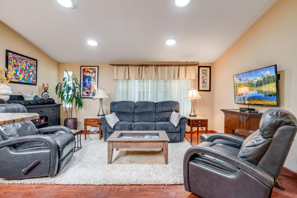 Detail Gallery Image 15 of 41 For 6011 Scotts Valley Dr #13,  Scotts Valley,  CA 95066 - 3 Beds | 2 Baths