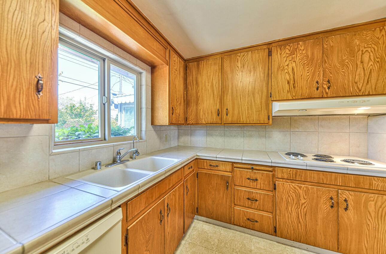 616 Loma Vista Dr, Salinas, CA 93901 photo 11