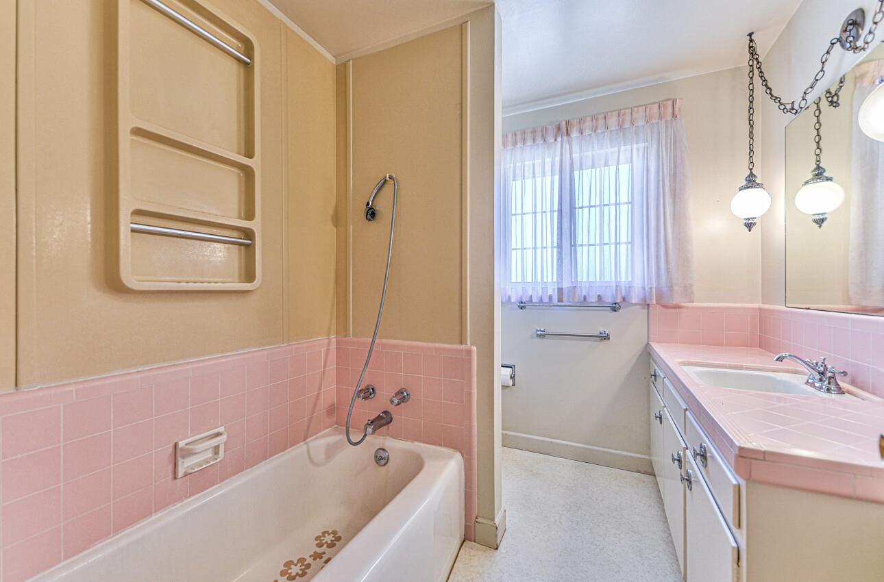 616 Loma Vista Dr, Salinas, CA 93901 photo 24