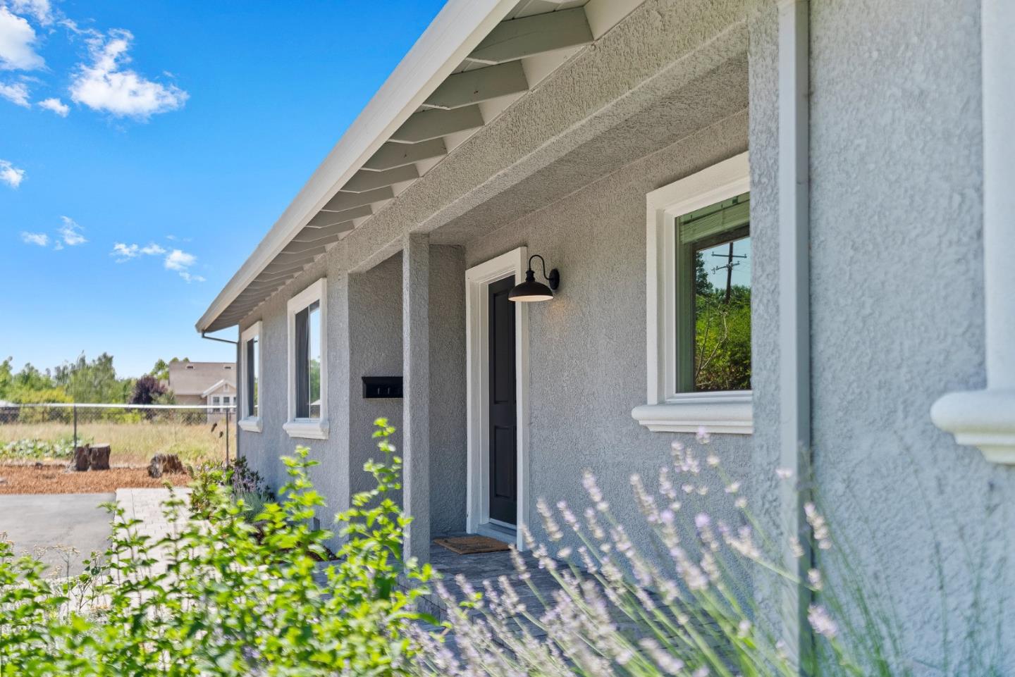 Detail Gallery Image 7 of 84 For 11685 Foothill Ave, Gilroy,  CA 95020 - 7 Beds | 4/1 Baths