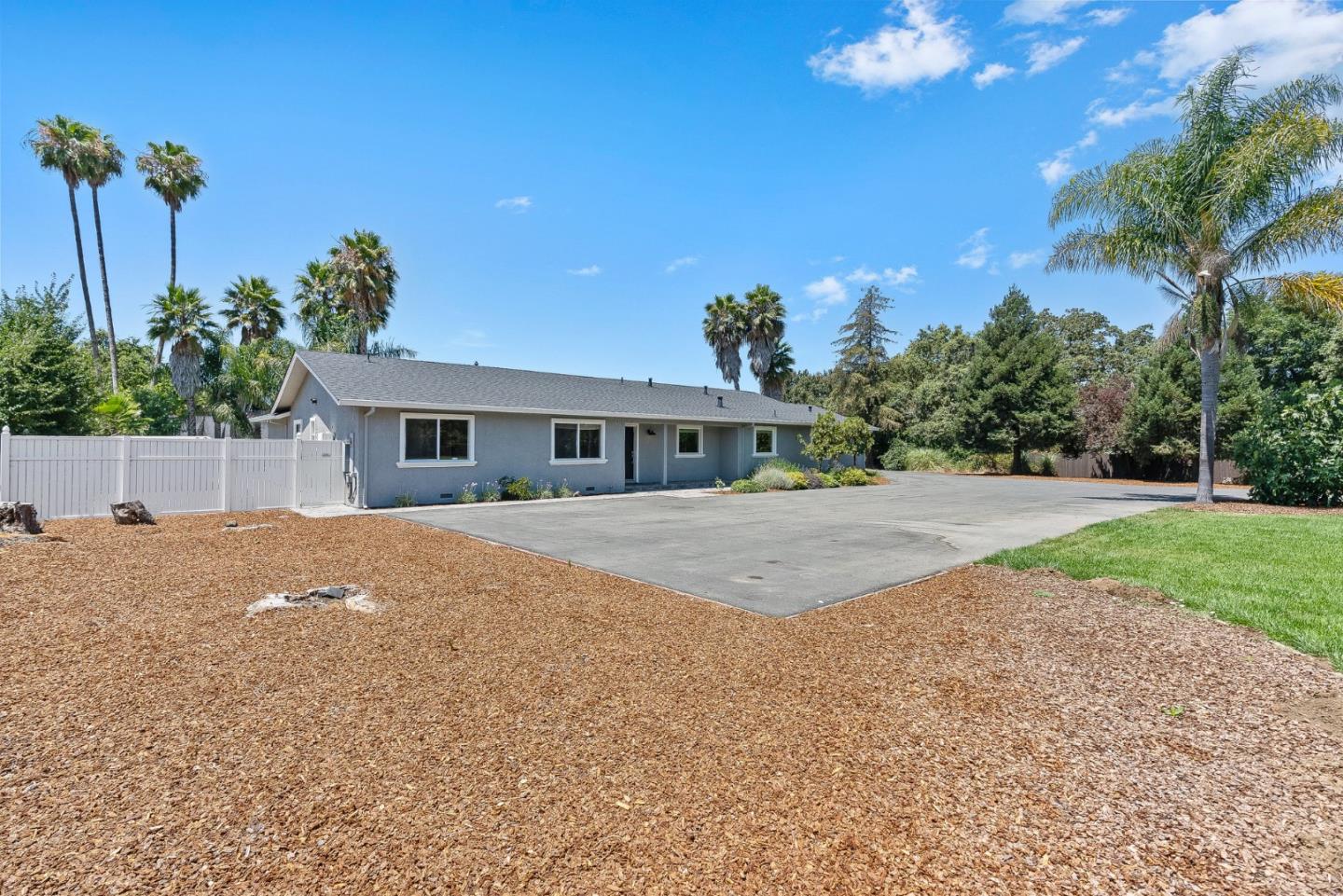 Detail Gallery Image 74 of 84 For 11685 Foothill Ave, Gilroy,  CA 95020 - 7 Beds | 4/1 Baths