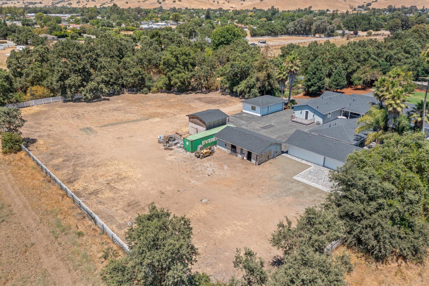 Detail Gallery Image 78 of 84 For 11685 Foothill Ave, Gilroy,  CA 95020 - 7 Beds | 4/1 Baths