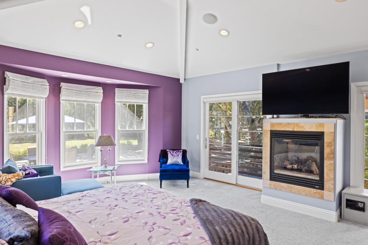 Detail Gallery Image 18 of 49 For 11755 Saddle Rd, Monterey,  CA 93940 - 4 Beds | 4/1 Baths
