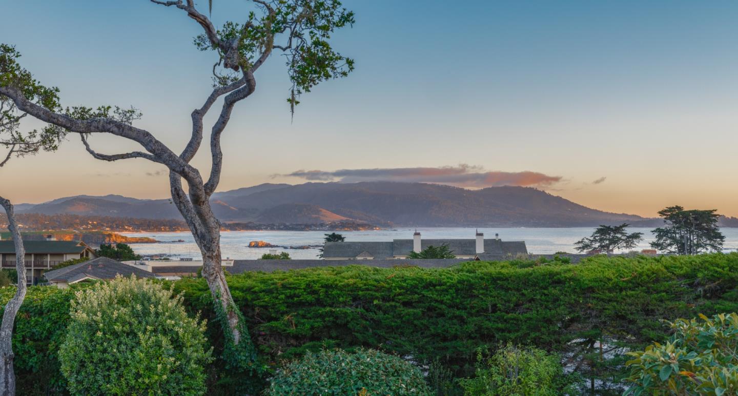 3301 17 Mile Drive # 10, Pebble Beach, California 93953, 5 Bedrooms Bedrooms, ,4 BathroomsBathrooms,Residential,For Sale,3301 17 Mile Drive # 10,ML81968685