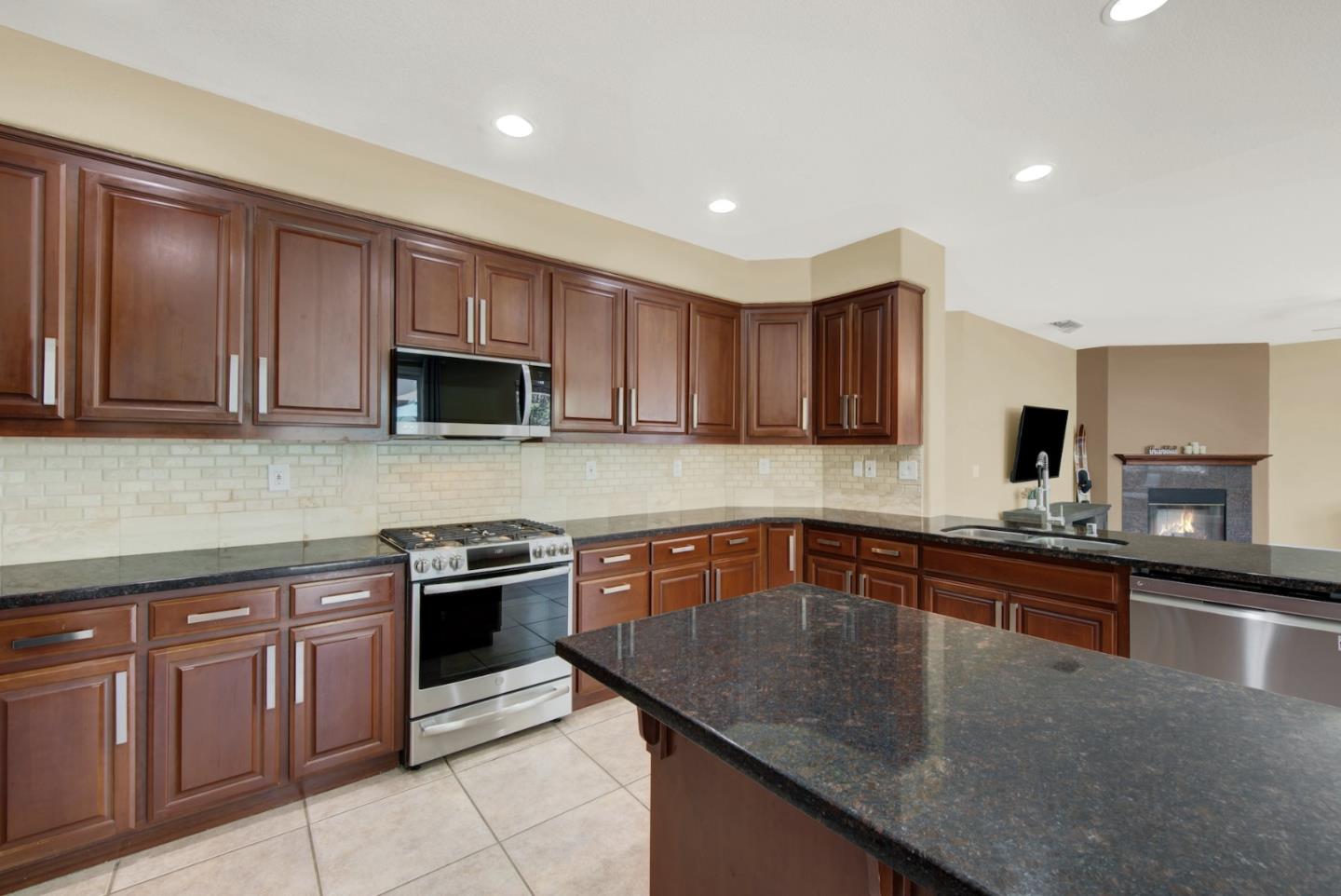 4321 Spring Creek Ct, Fairfield, CA 94534 photo 13