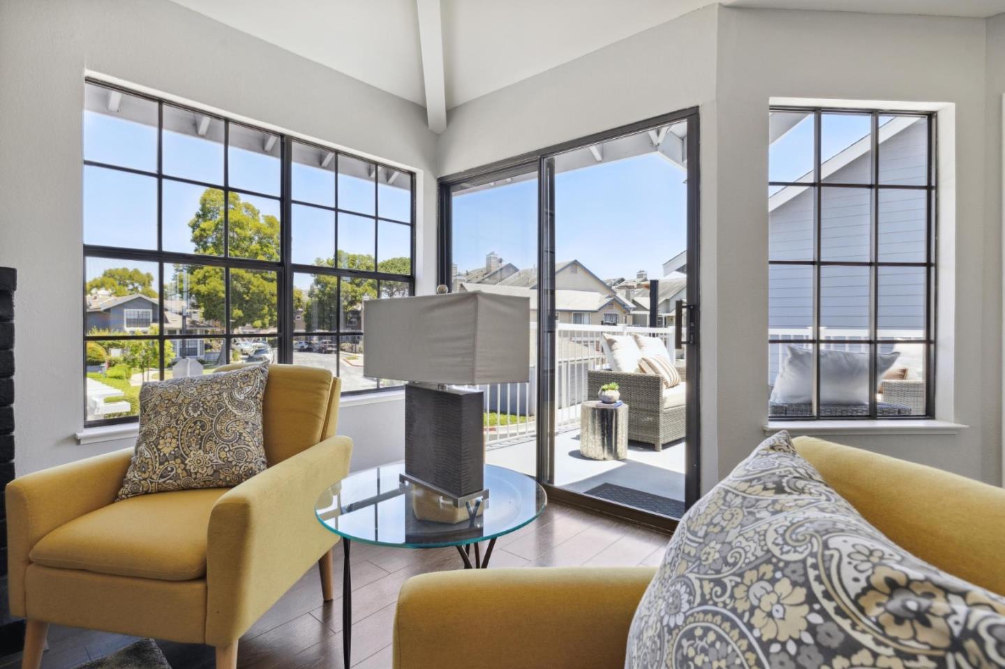 Detail Gallery Image 17 of 33 For 2021 Vista Del Mar, San Mateo,  CA 94404 - 1 Beds | 1 Baths