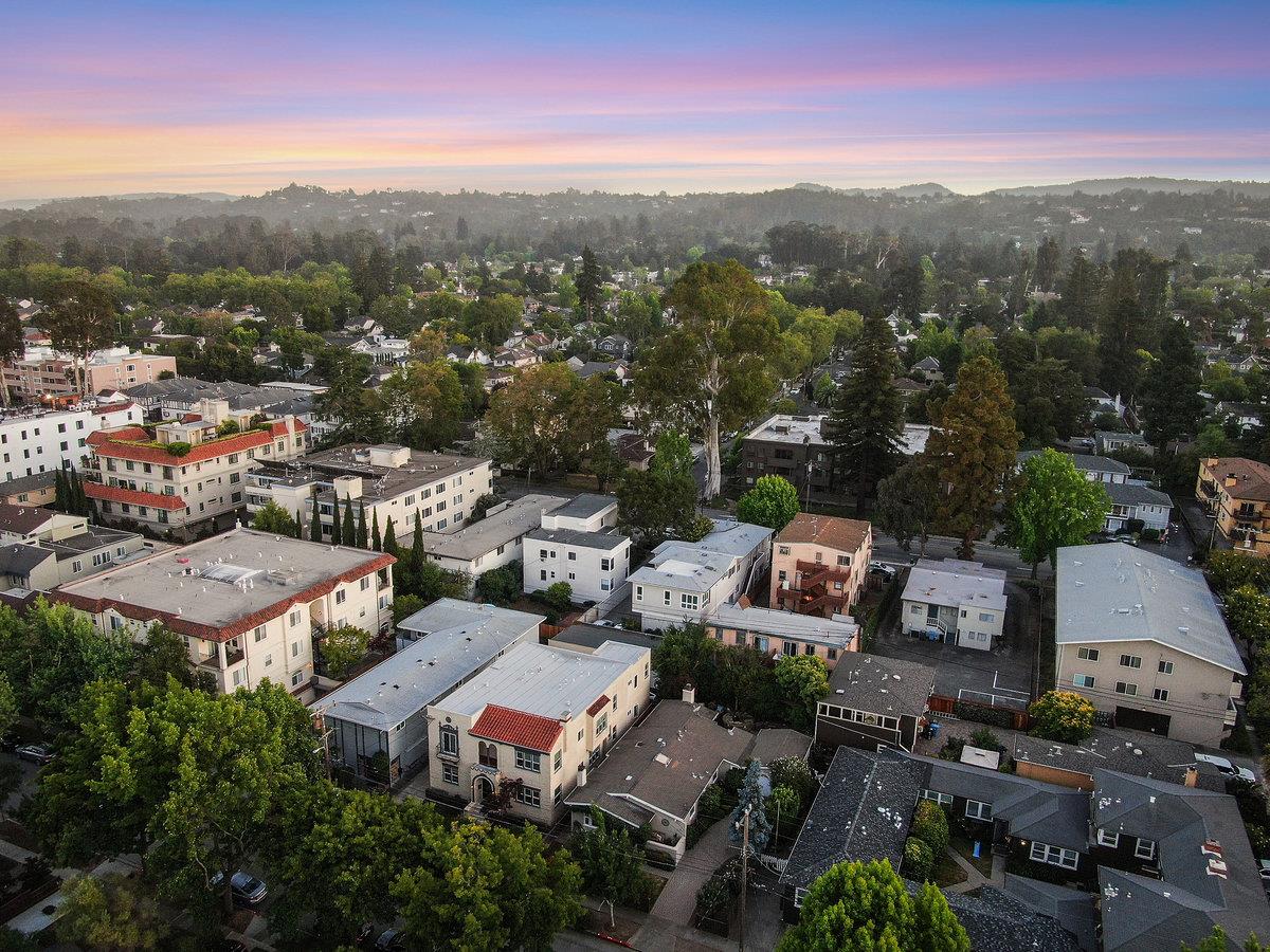 Detail Gallery Image 51 of 51 For 1251 Capuchino Ave, Burlingame,  CA 94010 - 3 Beds | 1/1 Baths